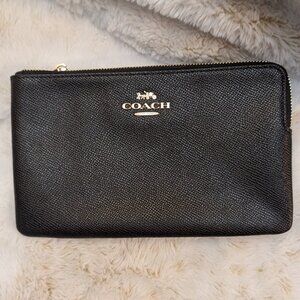 Coach Black Corner Zip Crossgrain Leather Wristlet